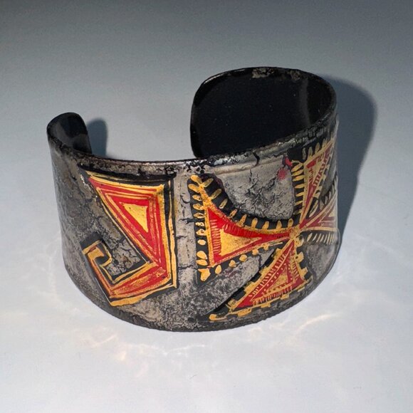 Metal Artisan Made Cuff Bracelet Maltese Cross Signed Black Silver Gold & Red - Picture 1 of 7